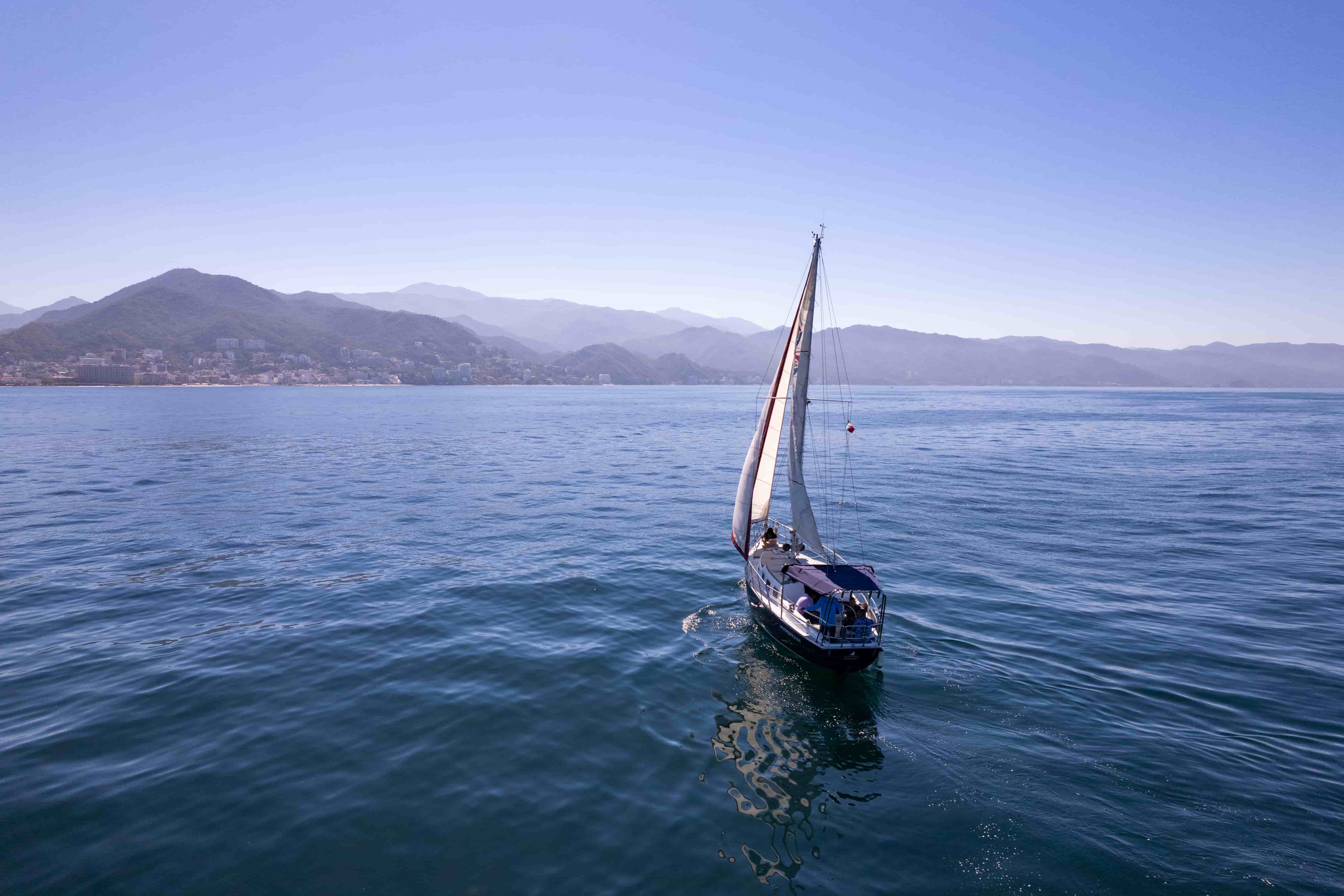 Velero Navegante PV navegando